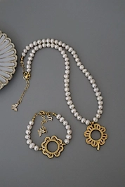 Çeyrek uyumlu inci set