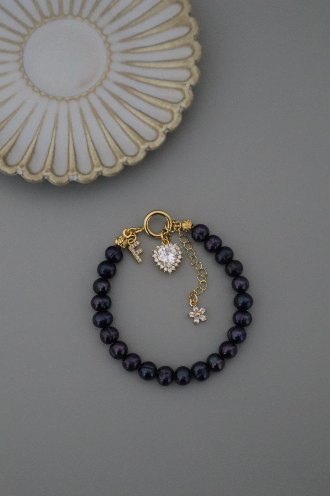 Orijinal inci bileklik